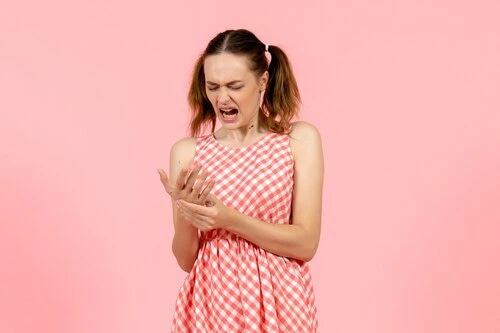 Từ vựng Are you hurt? nghĩa là Bạn có bị đau không? - tienganhdaily.vn